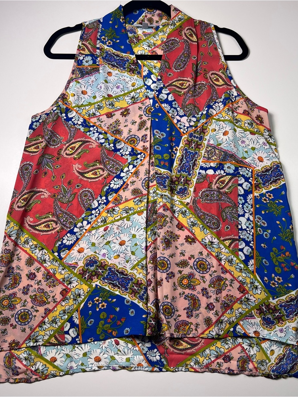 Floral & Ivy Multicolor Patchwork Paisley V-Neck Sleeveless Pleated Blouse Sz M